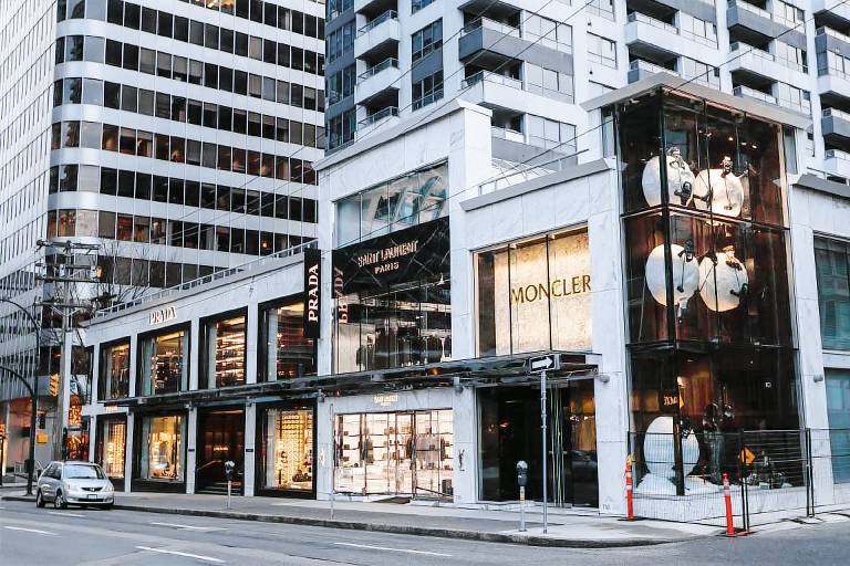 Paradox Vancouver — photo 4