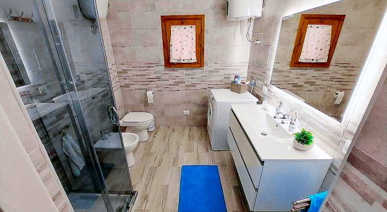 Cattari House — photo 2