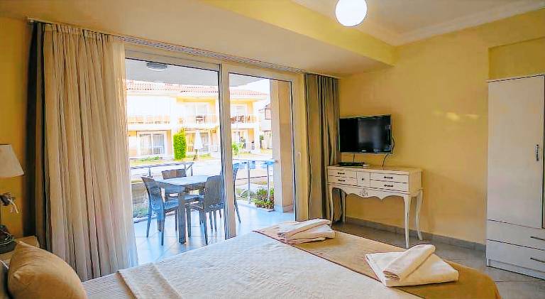 Sunset Beach Club Aqualettings Mermaid 33 — photo 2