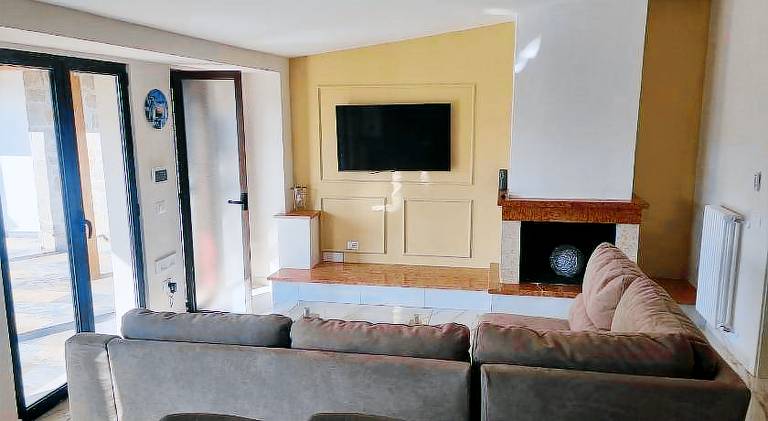 Holiday apartment with jacuzzi — photo 2