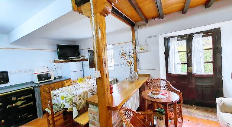Vacation home with garden & terrace — photo 2