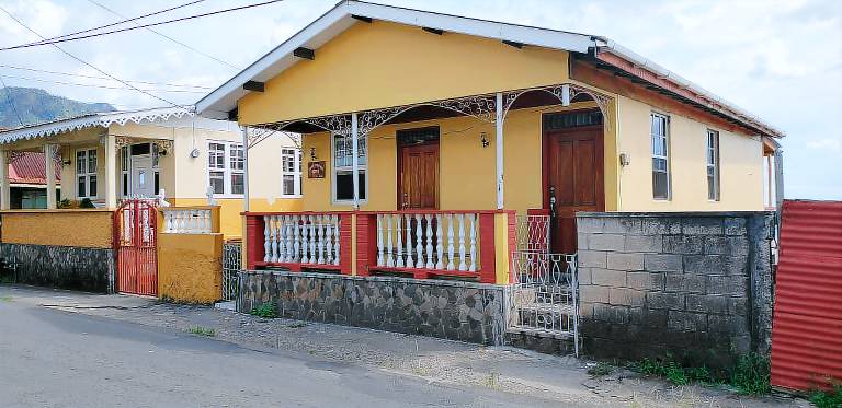 Hostel  Newtown