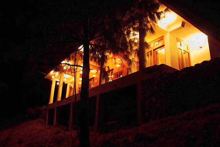 Villa with garden & patio — photo 2