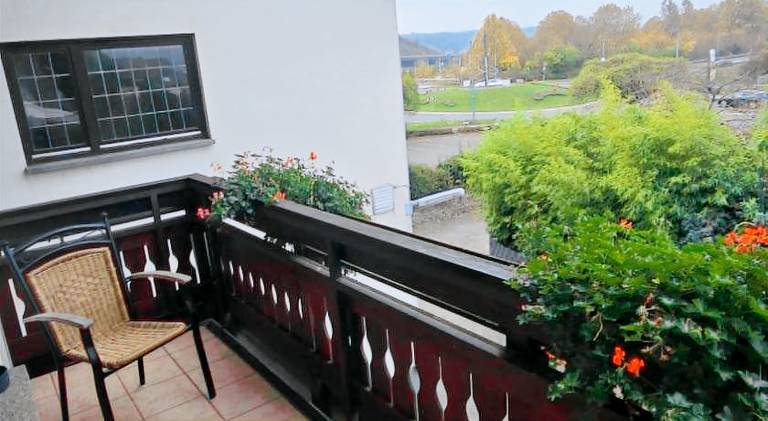 Alembra - Hotel zur Moselbrucke — photo 3