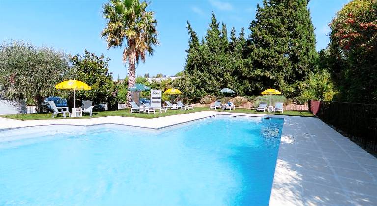 Brit Hotel Avignon Sud Le Calendal — photo 3