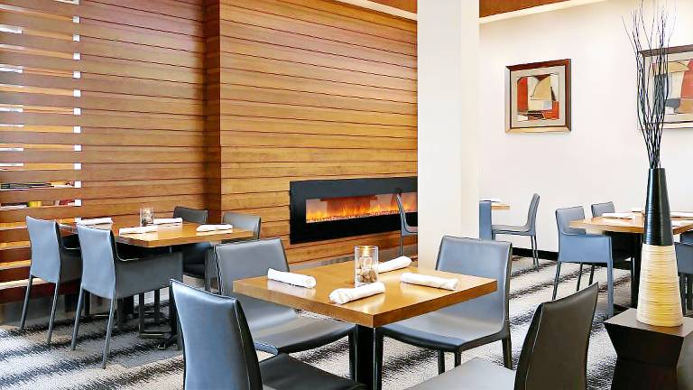 Four Points by Sheraton Edmonton International Airport — photo 4