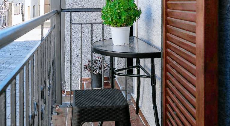 Vacation home with terrace — photo 4