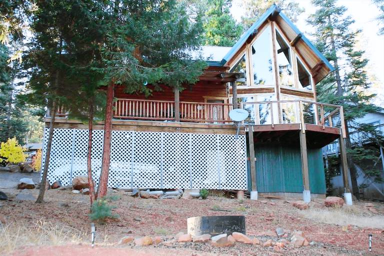 Cabin Lake Almanor