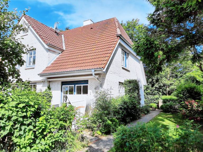 House  Oldsum