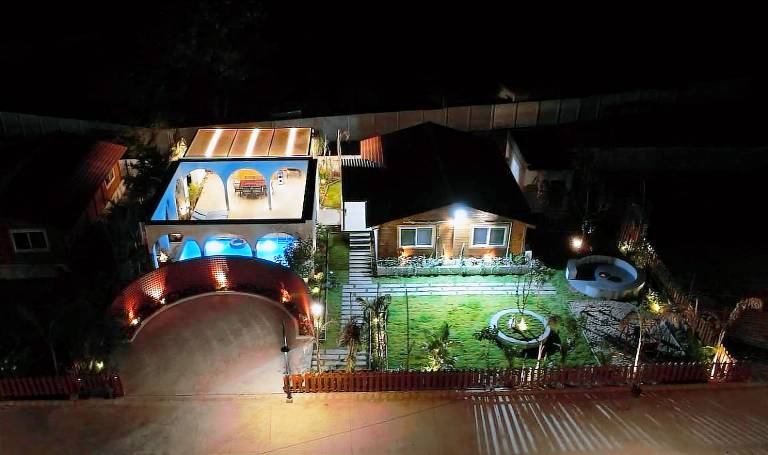 Farmhouse Moinabad