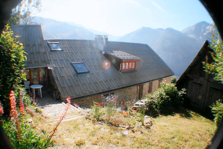 Beautiful gite with barbeque, garden & terrace | Close to the ski | Dogs allowed — photo 3
