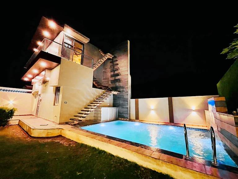 2000 m² Villa