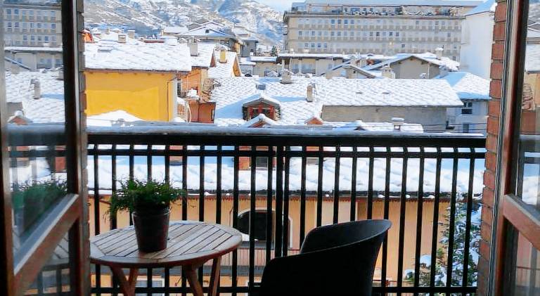 Rental apartment with 2 rooms for 4 persons — photo 3