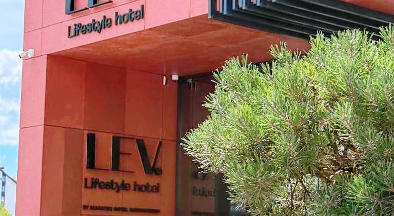 LEV Lifestyle Hotel - Maestro in Lviv