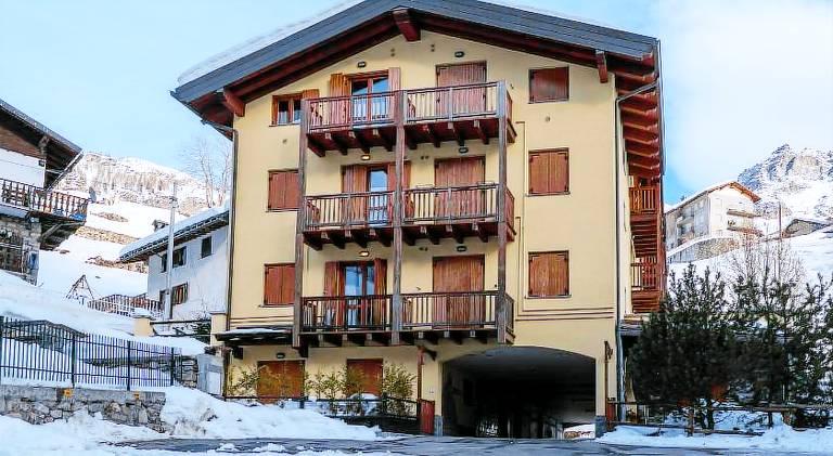 MCX Vacation Rental - Casa Marmore Direct Ski in & Ski out with Exclusive Slope Access, Valtournench — photo 3