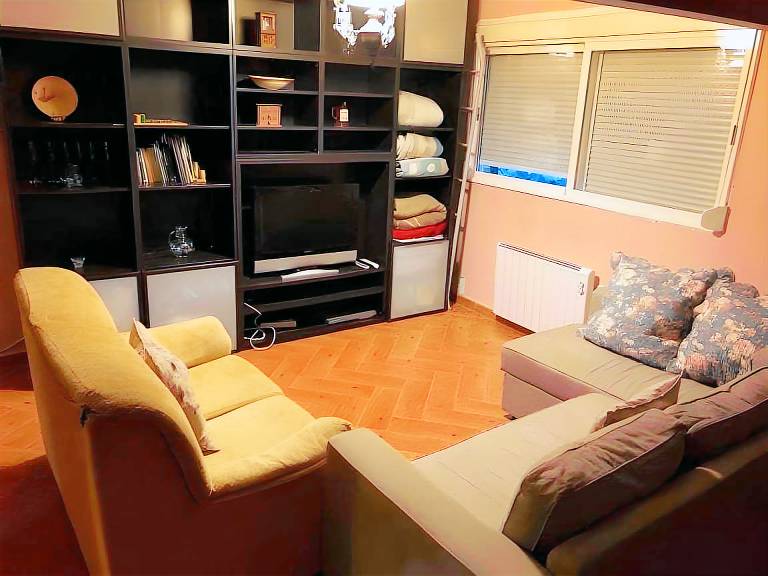 Apartment with 2 rooms for 8 persons — photo 2