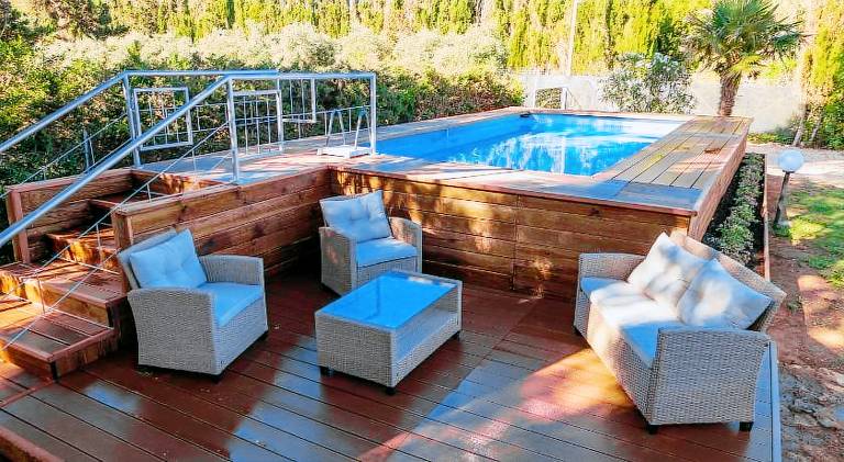 Villa with garden, pool & grill — photo 2