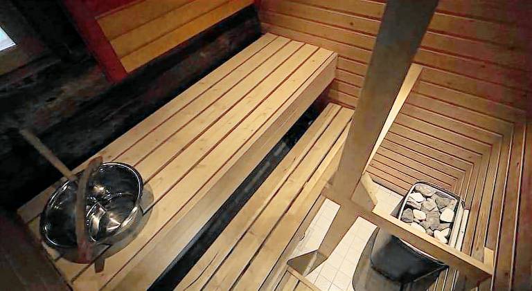 Holiday apartment with 2 rooms for 6 persons — photo 4