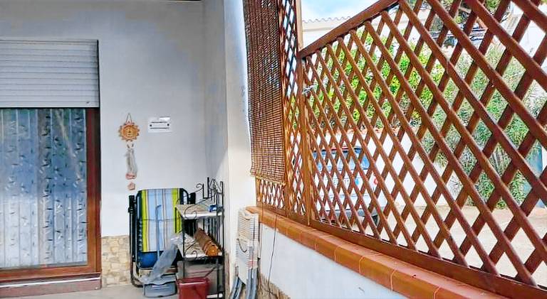 House with barbecue & terrace — photo 5