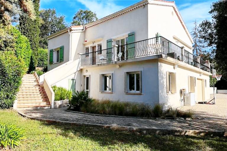 Ferienwohnung in Le Rouret für max. 10 Personen