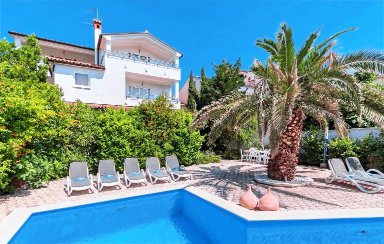 Ferienwohnung in Pješčana Uvala, Banjole f&uuml;r max. 4 Personen