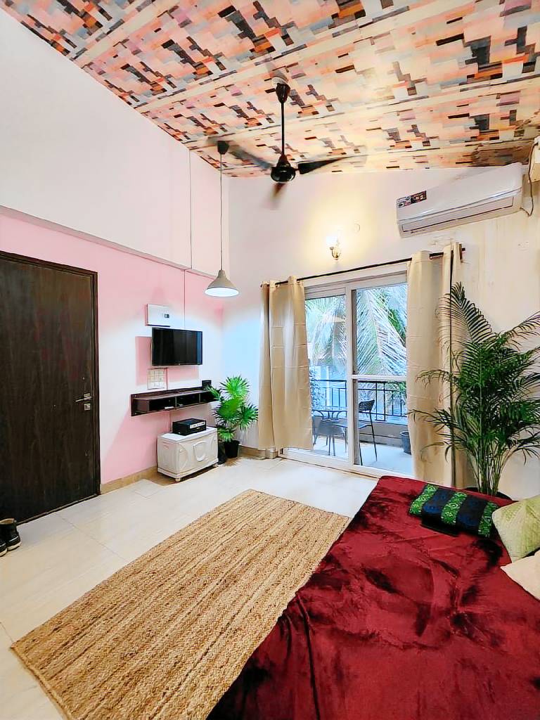 Holiday apartment with garden & pool | Perfect for remote work | Pet-friendly — photo 2