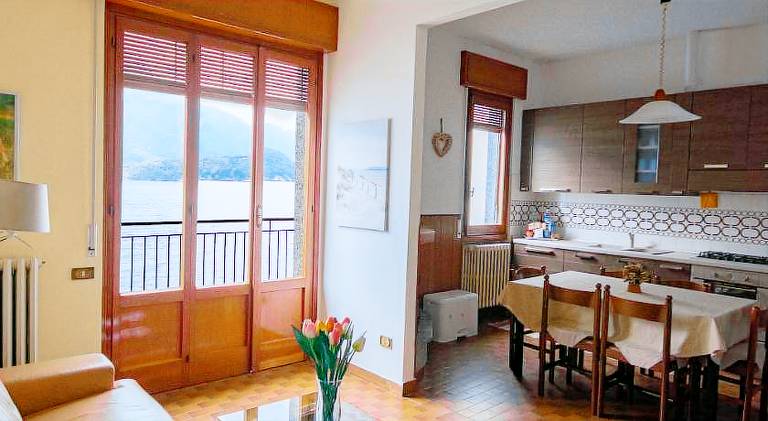 Holiday apartment with 3 rooms for 6 persons — photo 2
