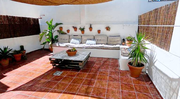Vacation home with patio, grill & garden | Close to the beach | Perfect for remote work | Pets allowed — photo 5
