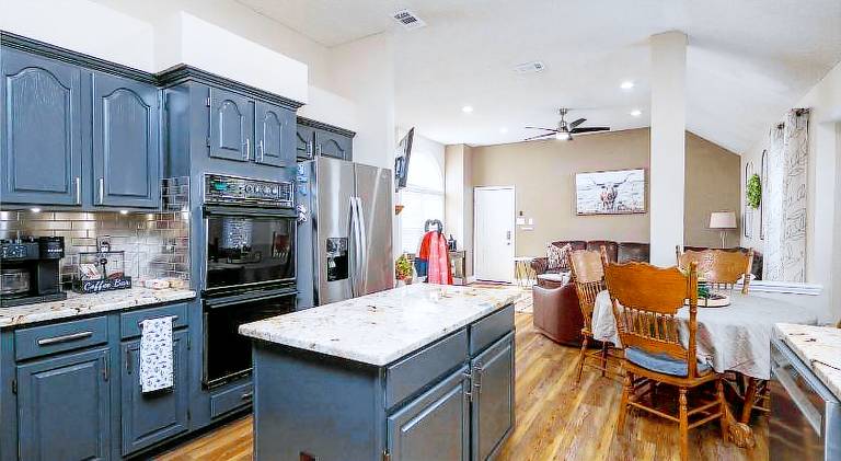 Vacation home with pool & hot tub | Pets allowed — photo 4