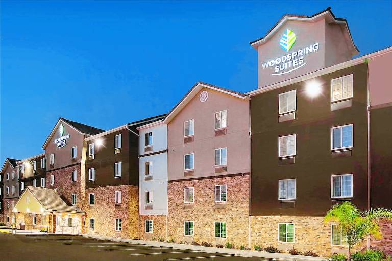 WoodSpring Suites Bakersfield East