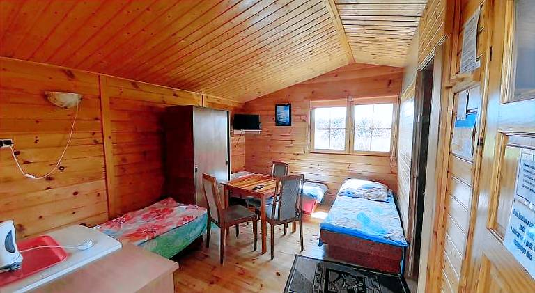Beautiful lodge with BBQ, patio & yard | Pet-friendly — photo 2