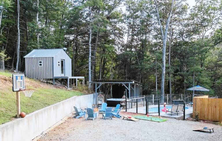 Cabin Dahlonega