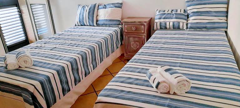 Vacation home with terrace | Next to the beach | Pet-friendly — photo 2