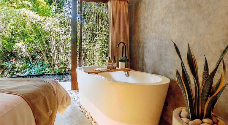 Villa with pool — photo 3