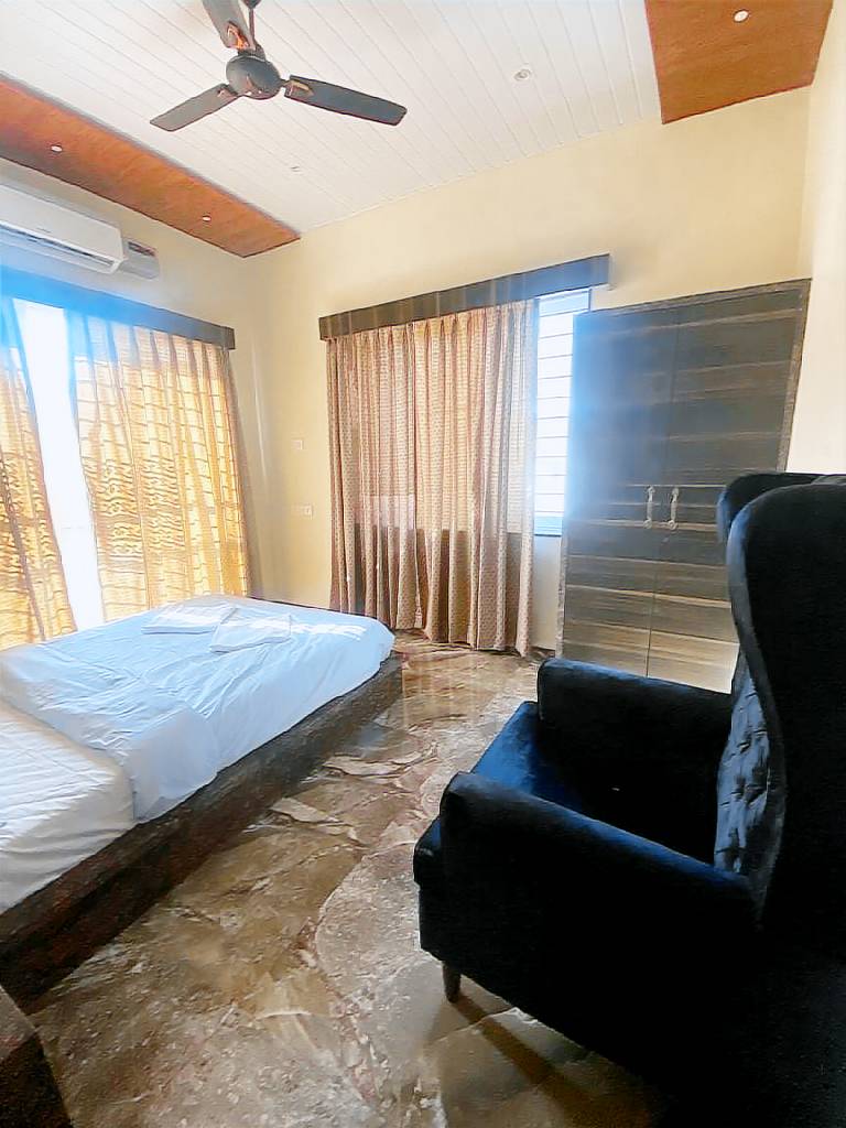 Resort II 5bhk II lonavala II private pool&turf — photo 2