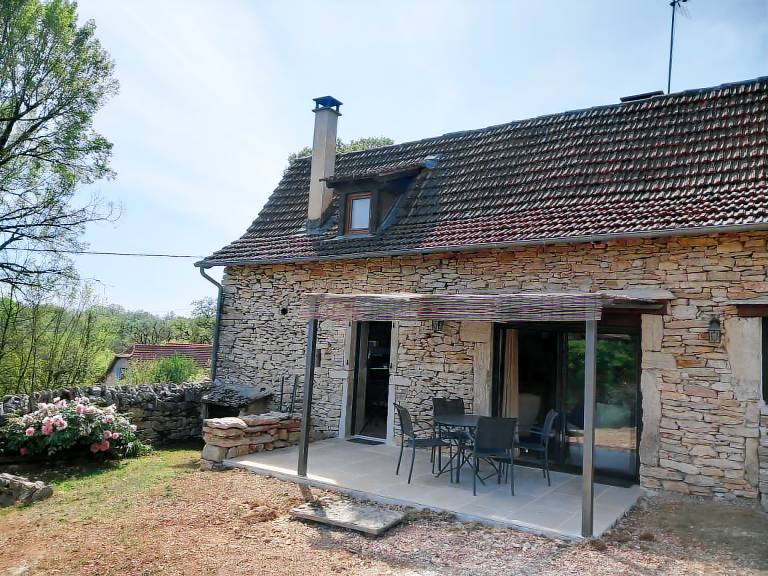 Gite with garden & BBQ — photo 3
