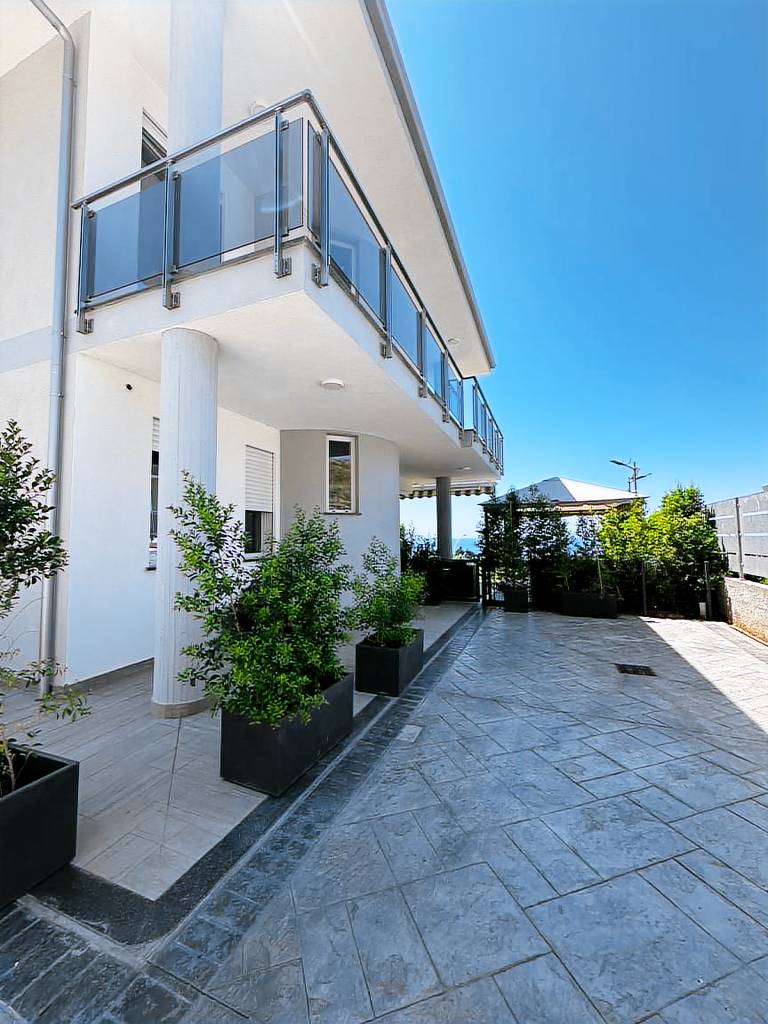 Children-friendly nice villa with patio, hot tub & BBQ | Nature view | Pet-friendly — photo 3