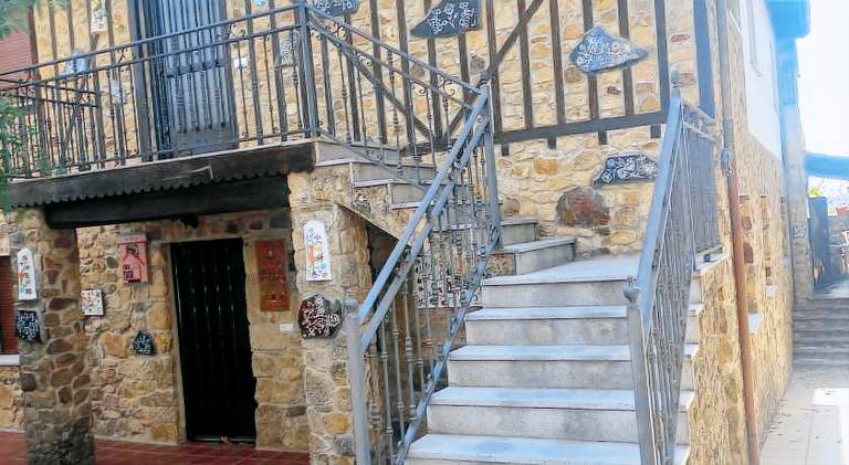 House with terrace, barbeque & garden | Pets are welcome in Salamanca