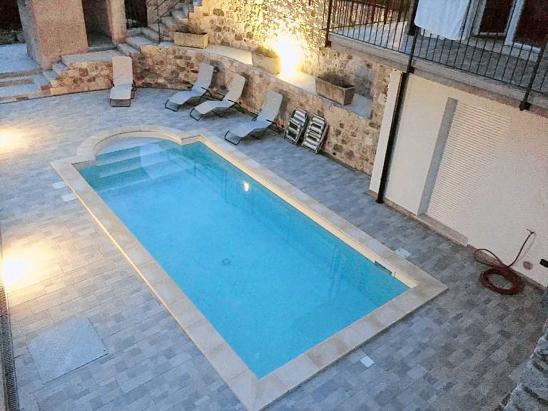 Fully equipped villa with garden, patio & private pool | Pets are welcome — photo 2
