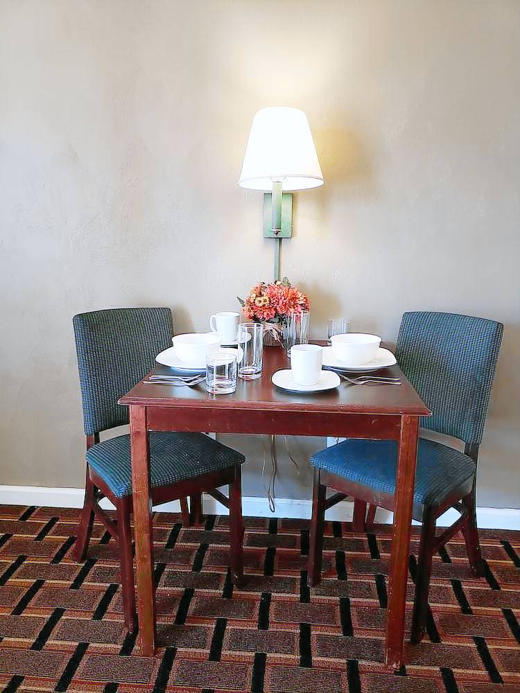 Affordable Suites Burlington — photo 3