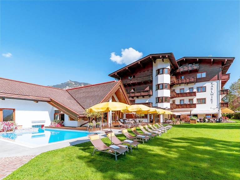  mit Hund inPertisau, Tirol  f&uuml;r max.  Personen