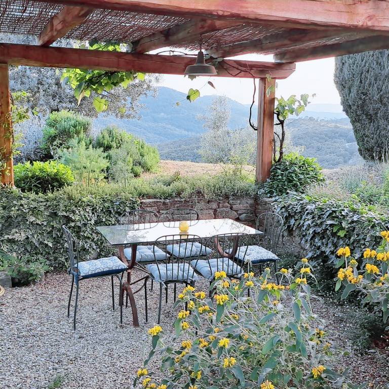 Mittelalterlicher Turm mit Blick