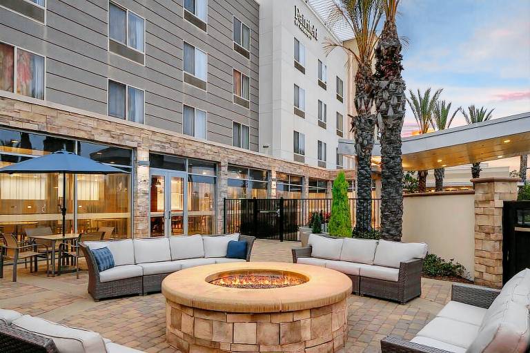 Fairfield Inn & Suites Tustin Orange County