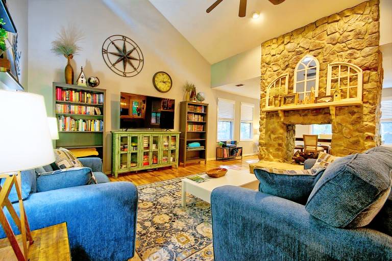 House with garden & patio — photo 4