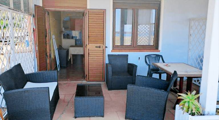 Holiday apartment with patio — photo 3
