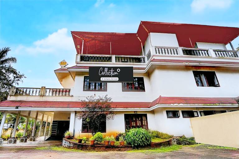 Collection O Kangarappady Formerly Cochin Residency