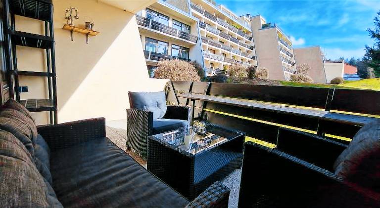 Holiday apartment with patio, garden & pool | Pet-friendly — photo 3