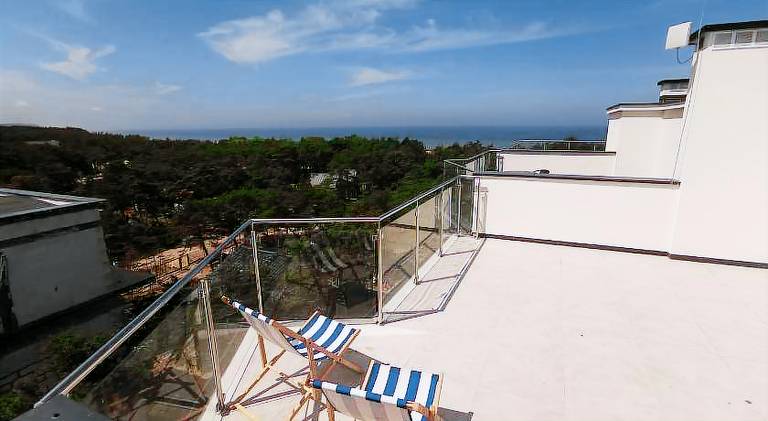 Apartment with patio | Beach nearby | Pets allowed — photo 2