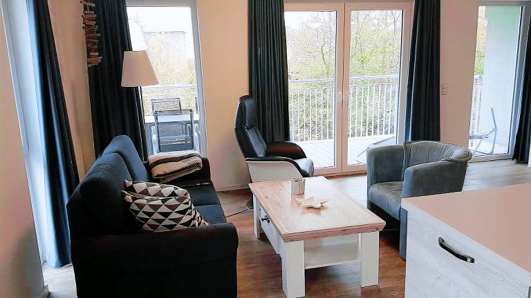 Apartment mit 2 Schlafzimmern, offener Küche, Wohnbereich und Wellnessbad. — photo 3