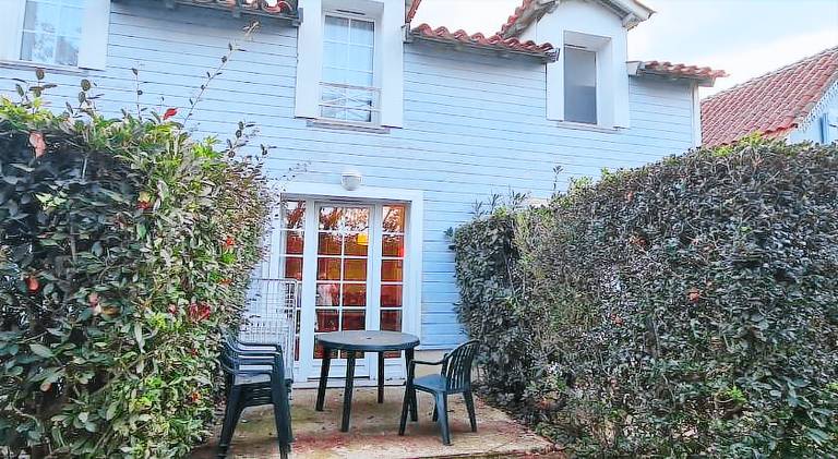 Lovely vacation home with pool | Pets are welcome — photo 5